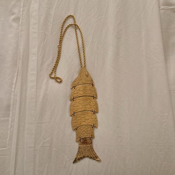 Fish necklace - Picture 4 of 5